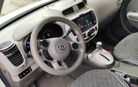 KIA Soul EV I, 2016 год, 700 000 рублей, 2 фотография