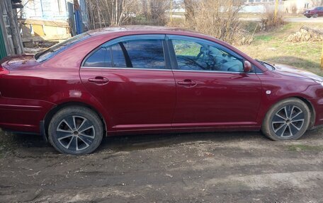 Toyota Avensis III рестайлинг, 2006 год, 650 000 рублей, 1 фотография