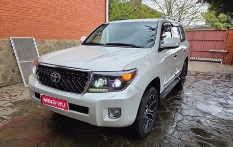 Toyota Land Cruiser 200, 2012 год, 3 600 000 рублей, 1 фотография