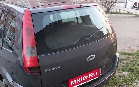 Ford Fusion I, 2004 год, 250 000 рублей, 3 фотография