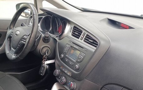 KIA cee'd III, 2014 год, 890 000 рублей, 10 фотография