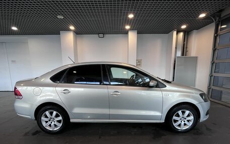 Volkswagen Polo VI (EU Market), 2013 год, 575 000 рублей, 2 фотография