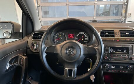 Volkswagen Polo VI (EU Market), 2013 год, 575 000 рублей, 10 фотография