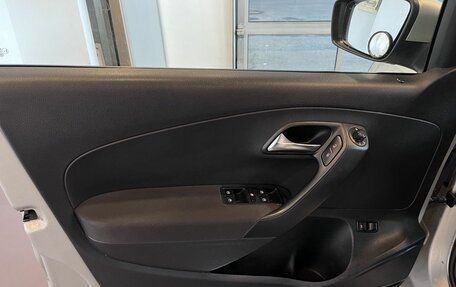 Volkswagen Polo VI (EU Market), 2013 год, 575 000 рублей, 22 фотография