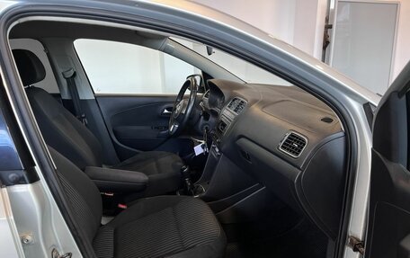 Volkswagen Polo VI (EU Market), 2013 год, 575 000 рублей, 29 фотография