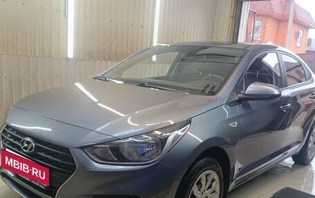 Hyundai Solaris II рестайлинг, 2017 год, 1 120 000 рублей, 3 фотография