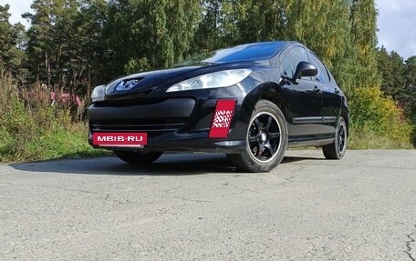 Peugeot 308 II, 2011 год, 365 000 рублей, 3 фотография