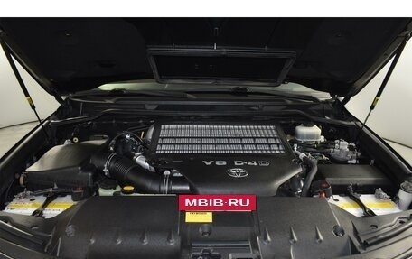 Toyota Land Cruiser 200, 2014 год, 3 589 000 рублей, 9 фотография