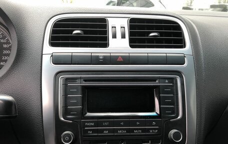 Volkswagen Polo VI (EU Market), 2016 год, 898 000 рублей, 13 фотография