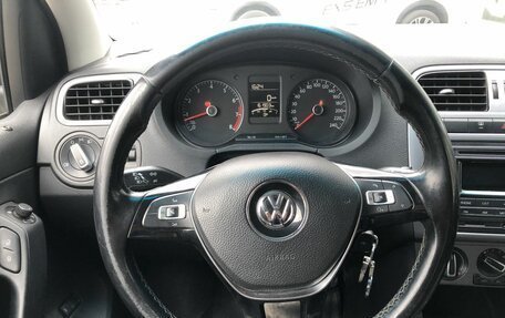 Volkswagen Polo VI (EU Market), 2016 год, 898 000 рублей, 11 фотография