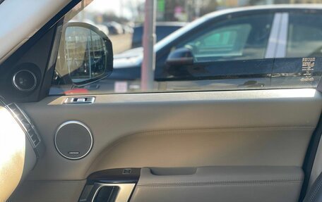 Land Rover Range Rover IV рестайлинг, 2014 год, 3 390 000 рублей, 12 фотография