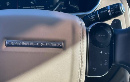 Land Rover Range Rover IV рестайлинг, 2014 год, 3 390 000 рублей, 16 фотография