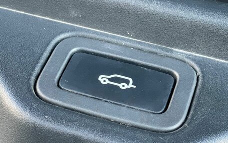 Land Rover Range Rover IV рестайлинг, 2014 год, 3 390 000 рублей, 31 фотография