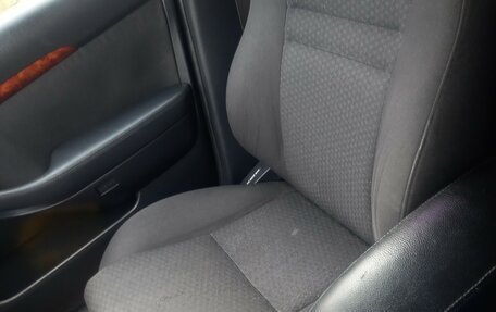 Toyota Avensis III рестайлинг, 2006 год, 650 000 рублей, 7 фотография