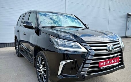 Lexus LX III, 2019 год, 8 499 999 рублей, 3 фотография