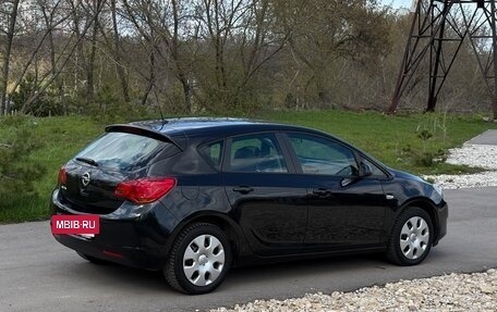 Opel Astra J, 2011 год, 710 000 рублей, 5 фотография