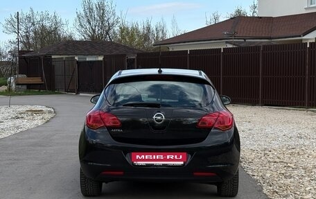 Opel Astra J, 2011 год, 710 000 рублей, 4 фотография