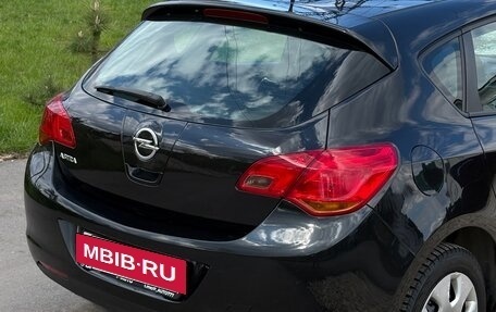 Opel Astra J, 2011 год, 710 000 рублей, 17 фотография