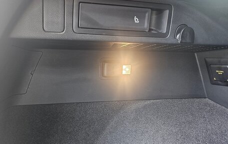 Volkswagen Tiguan II, 2017 год, 2 450 000 рублей, 11 фотография