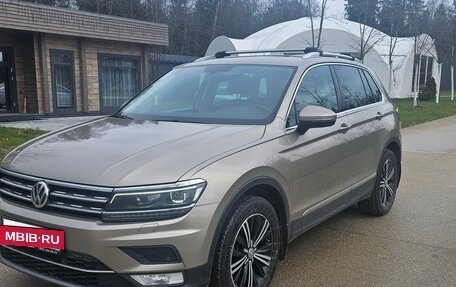 Volkswagen Tiguan II, 2017 год, 2 450 000 рублей, 5 фотография
