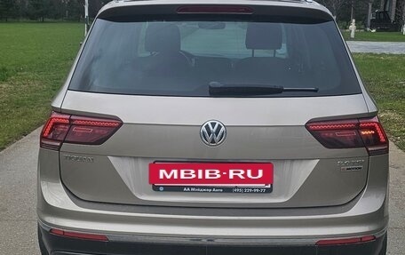 Volkswagen Tiguan II, 2017 год, 2 450 000 рублей, 4 фотография