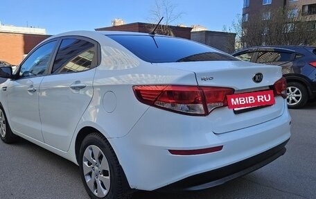 KIA Rio III рестайлинг, 2015 год, 720 000 рублей, 4 фотография