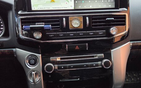 Toyota Land Cruiser 200, 2012 год, 3 600 000 рублей, 6 фотография