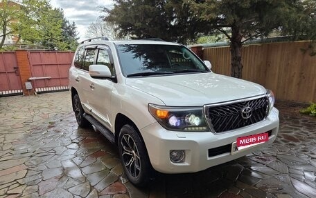 Toyota Land Cruiser 200, 2012 год, 3 600 000 рублей, 4 фотография