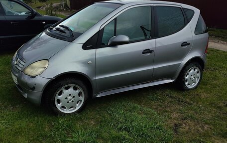 Mercedes-Benz A-Класс, 1998 год, 150 000 рублей, 1 фотография