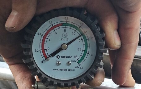 Toyota Mark II VIII (X100), 1996 год, 1 400 000 рублей, 29 фотография