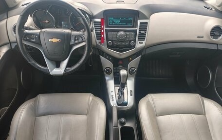 Chevrolet Cruze II, 2012 год, 784 000 рублей, 12 фотография