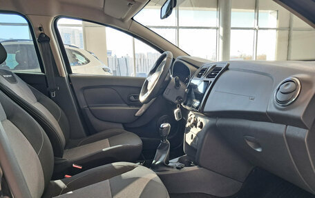 Renault Logan II, 2022 год, 1 520 000 рублей, 13 фотография