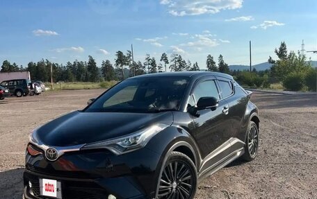 Toyota C-HR I рестайлинг, 2017 год, 1 870 000 рублей, 5 фотография