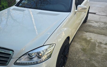 Mercedes-Benz S-Класс, 2008 год, 1 400 000 рублей, 2 фотография