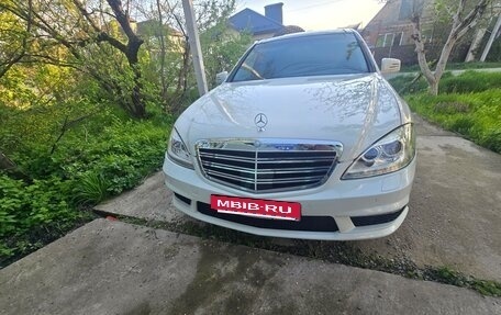 Mercedes-Benz S-Класс, 2008 год, 1 400 000 рублей, 5 фотография