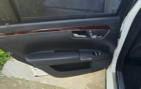 Mercedes-Benz S-Класс, 2008 год, 1 400 000 рублей, 20 фотография