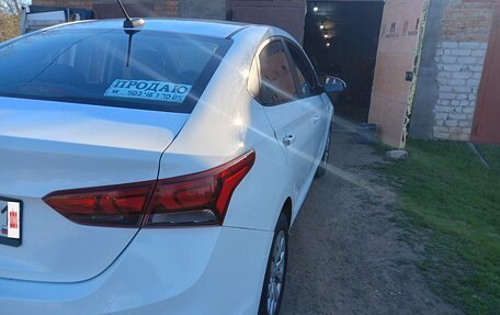 Hyundai Solaris II рестайлинг, 2017 год, 635 000 рублей, 9 фотография