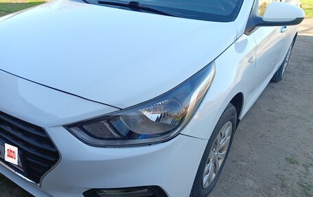 Hyundai Solaris II рестайлинг, 2017 год, 635 000 рублей, 11 фотография