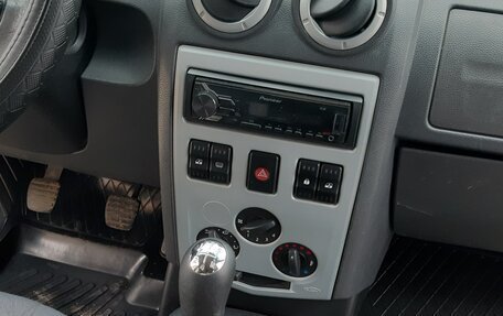 Renault Logan I, 2005 год, 230 000 рублей, 31 фотография