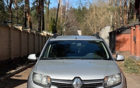 Renault Sandero II рестайлинг, 2016 год, 1 070 000 рублей, 4 фотография