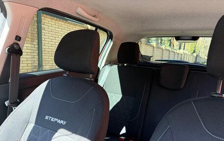 Renault Sandero II рестайлинг, 2016 год, 1 070 000 рублей, 26 фотография