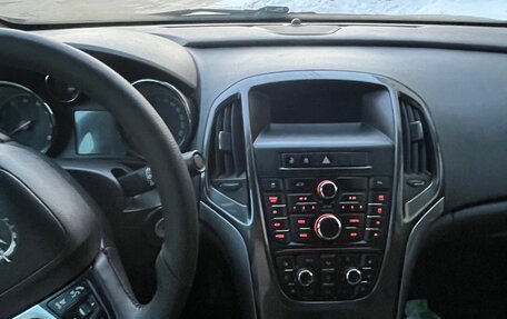 Opel Astra J, 2013 год, 535 000 рублей, 6 фотография