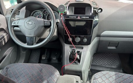 Opel Zafira B, 2011 год, 720 000 рублей, 17 фотография