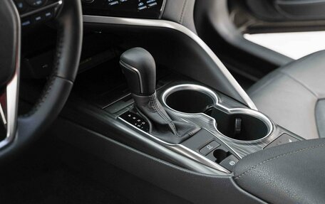 Toyota Camry, 2021 год, 3 090 000 рублей, 11 фотография