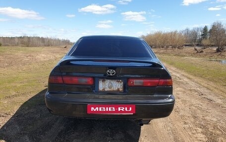 Toyota Camry, 1997 год, 320 000 рублей, 4 фотография