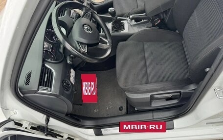 Skoda Octavia, 2015 год, 1 250 000 рублей, 20 фотография