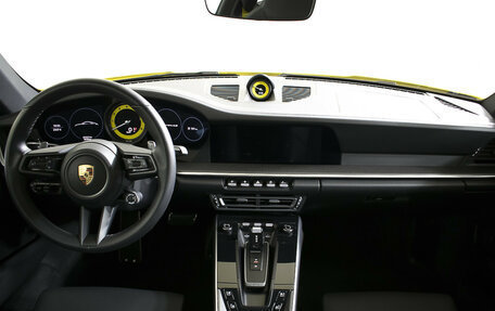 Porsche 911, 2019 год, 14 400 000 рублей, 11 фотография