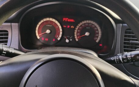 KIA Rio II, 2010 год, 550 000 рублей, 2 фотография