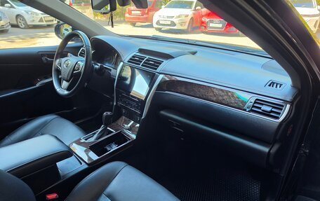 Toyota Camry, 2017 год, 2 320 000 рублей, 12 фотография