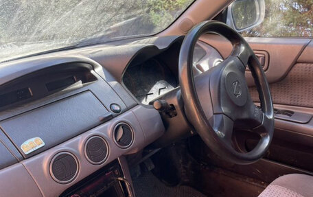 Nissan Avenir II, 2000 год, 300 000 рублей, 2 фотография